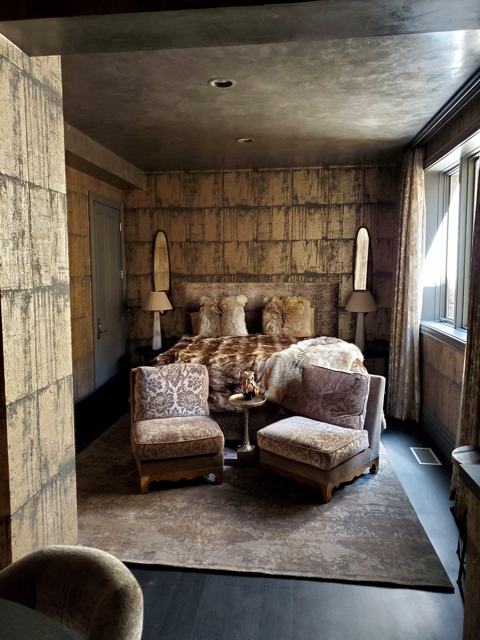 Metallic leaf suite: Stone-look walls, styled