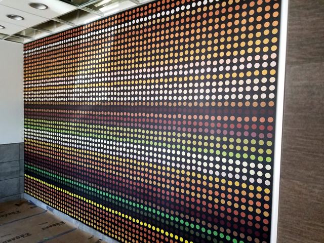 Graphic murals — restaurant: Dot-pattern feature wall