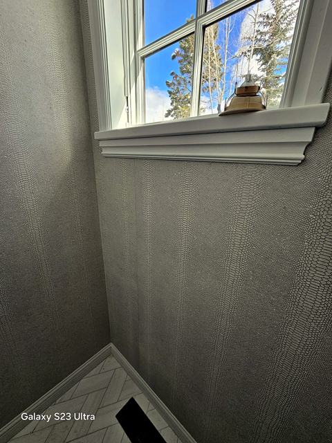 Textured suite — ombré & croc: Croc-texture dressing corner